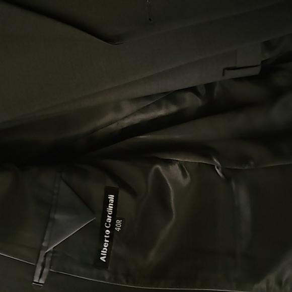 Suit - Picture 2 of 3